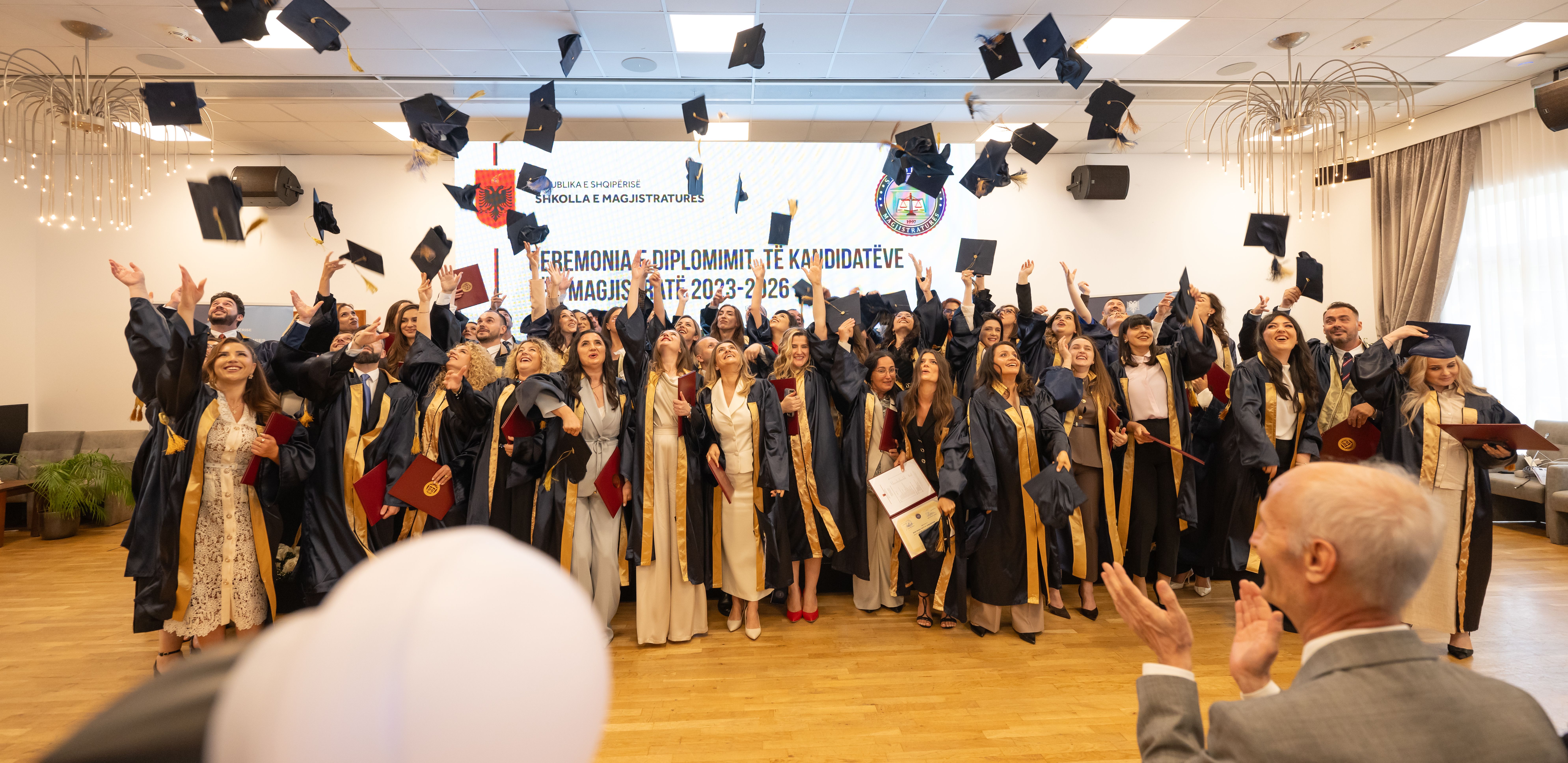 CEREMONIA E DIPLOMIMIT E BREZIT TË MAGJISTRATËVE 2023-2026