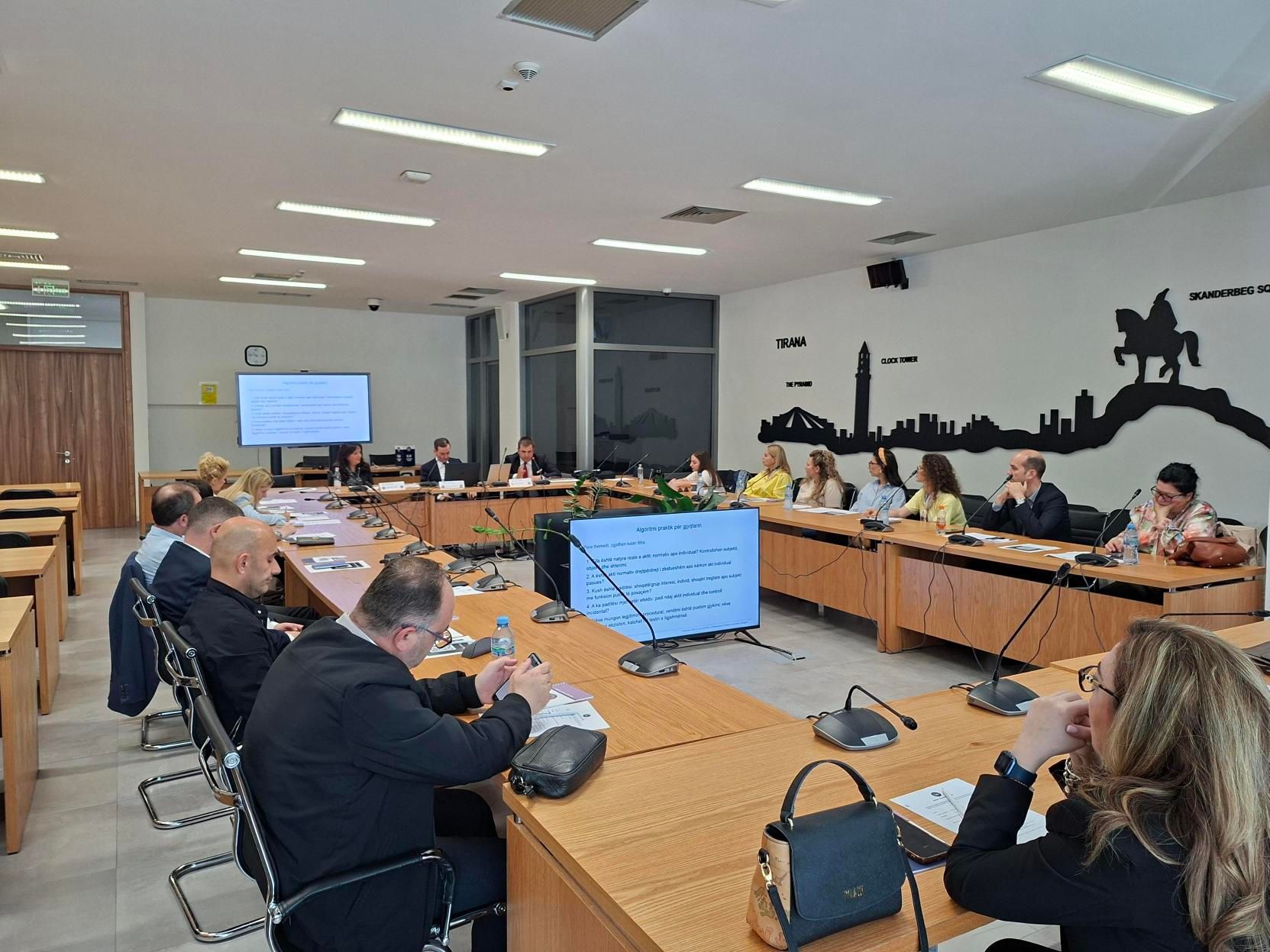 AKTIVITET TRAJNUES: “Funksioni i Gjykatës Administrative të Apelit dhe i Kolegjit Administrativ të Gjykatës së Lartë në kontrollin e vlefshmërisë së akteve normative nënligjore.” - 22 maj 2026